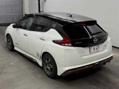 NISSAN LEAF