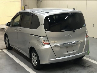 HONDA FREED