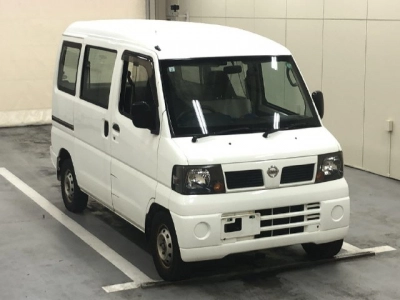 NISSAN CLIPPER