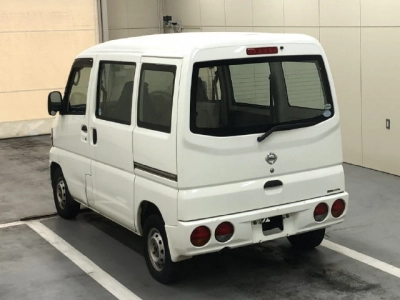 NISSAN CLIPPER
