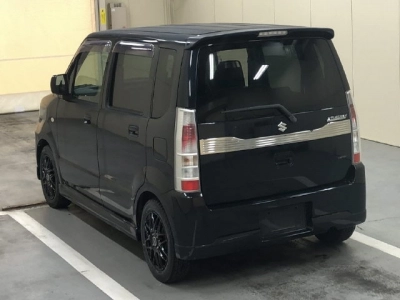 SUZUKI WAGON R STINGRAY