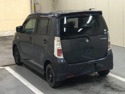 SUZUKI WAGON R STINGRAY