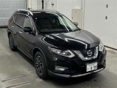 NISSAN X-TRAIL