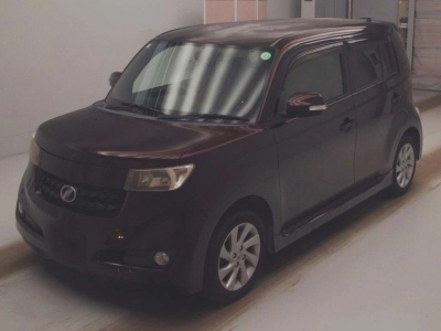 TOYOTA BB