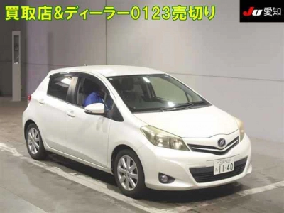 TOYOTA VITZ