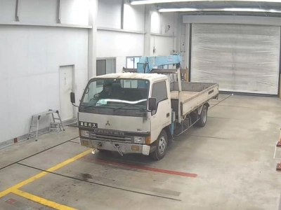 MITSUBISHI CANTER