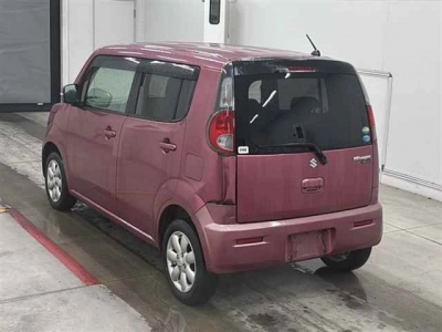 SUZUKI MRWAGON