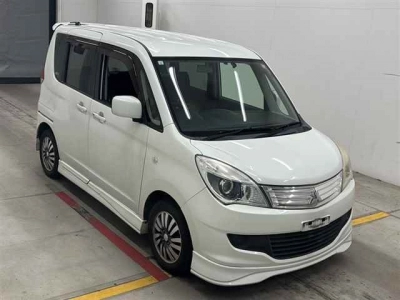 MITSUBISHI DELICA D:2