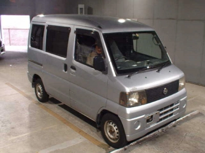 NISSAN CLIPPER