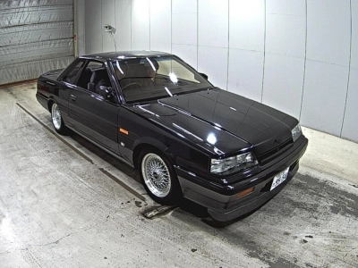 NISSAN SKYLINE