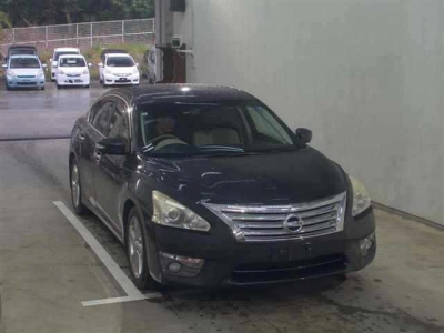 NISSAN TEANA