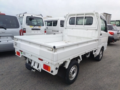 NISSAN NT100 CLIPPER