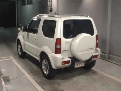 SUZUKI JIMNY SIERRA