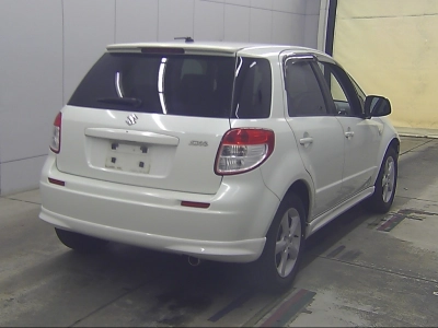 SUZUKI SX4