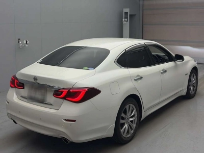 NISSAN FUGA HYBRID