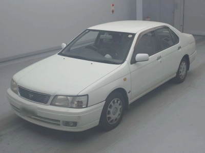NISSAN BLUEBIRD