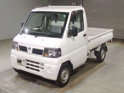 NISSAN CLIPPER TRUCK