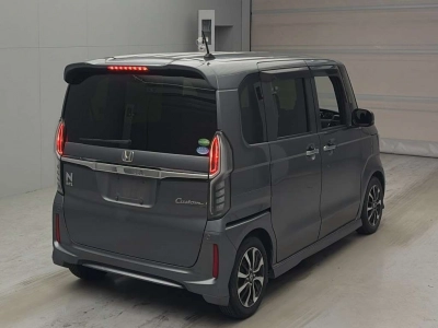 HONDA N BOX CUSTOM