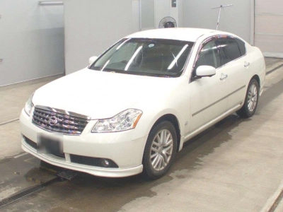 NISSAN FUGA