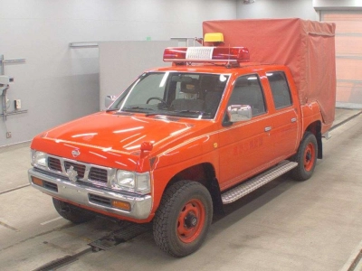 NISSAN DATSUN