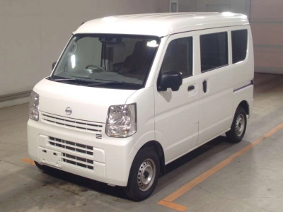 NISSAN CLIPPER VAN