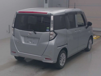 TOYOTA TANK
