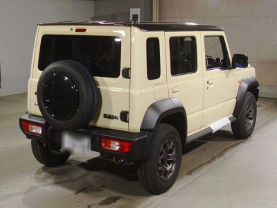 SUZUKI JIMNY NOMADE