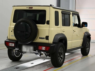 SUZUKI JIMNY NOMADE