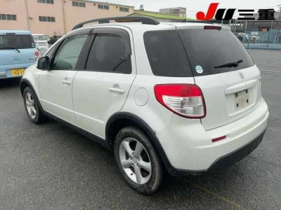 SUZUKI SX4