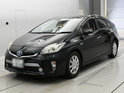 TOYOTA PRIUS PHV