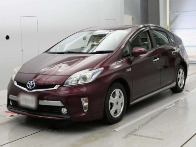 TOYOTA PRIUS PHV