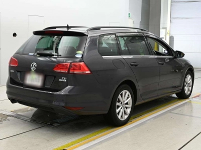 VOLKSWAGEN GOLF VARIANT
