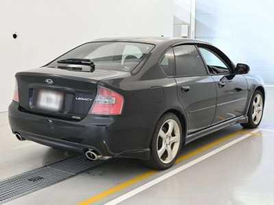 SUBARU LEGACY B4