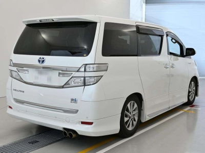 TOYOTA VELLFIRE HYBRID