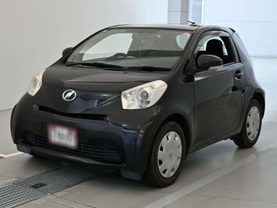 TOYOTA IQ