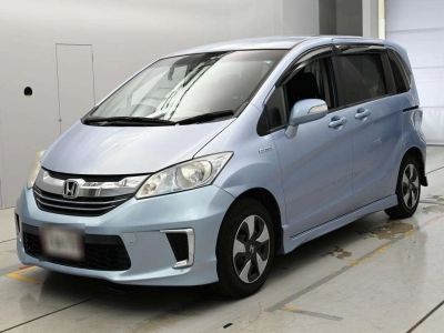 HONDA FREED HYBRID