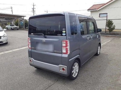 DAIHATSU WAKE