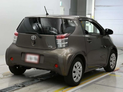 TOYOTA IQ