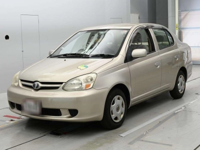 TOYOTA PLATZ