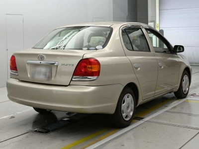 TOYOTA PLATZ