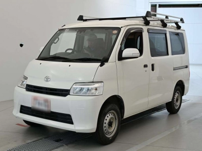 TOYOTA TOWN ACE VAN