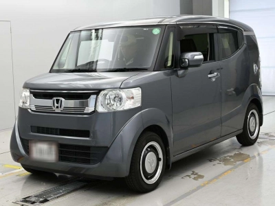 HONDA N-BOX SLASH