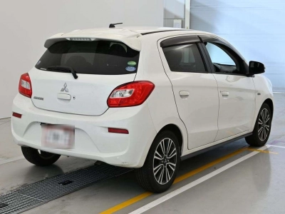 MITSUBISHI MIRAGE