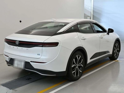 TOYOTA CROWN CROSSOVER
