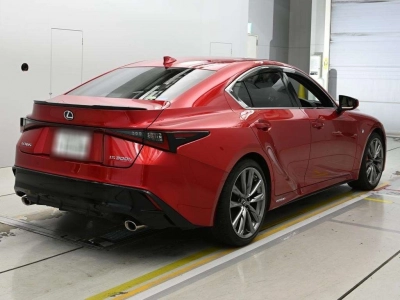 LEXUS IS