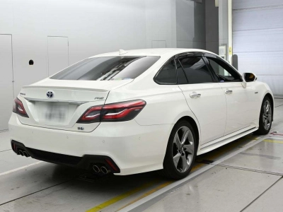 TOYOTA CROWN HYBRID