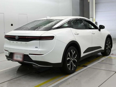 TOYOTA CROWN CROSSOVER