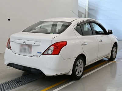 NISSAN TIIDA LATIO