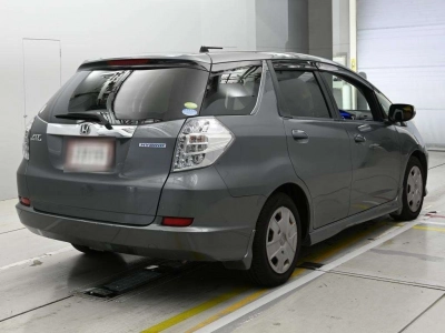 HONDA FIT SHUTTLE HYBRID