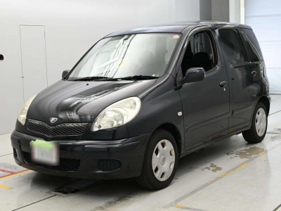 TOYOTA FUN CARGO